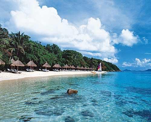 Njut av Koh Lanta ön utanför Krabi och söder om Phuket Njut av Koh Lanta ön utanför Krabi och söder om Phuket