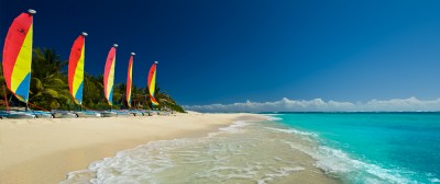 Segla katamaran på Necker Island